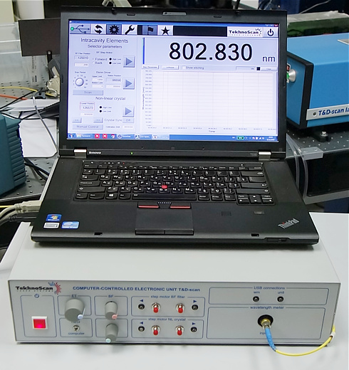 Autoscanned CW narrow-line laser system